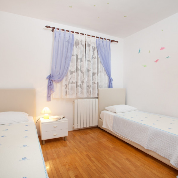 Bedrooms, Apartman Olive, Dalia Rabac - Villa and apartments, elegant and modern holiday properties near the sea in Istria Rabac